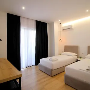 Hotel Qurku 2, Sarandë